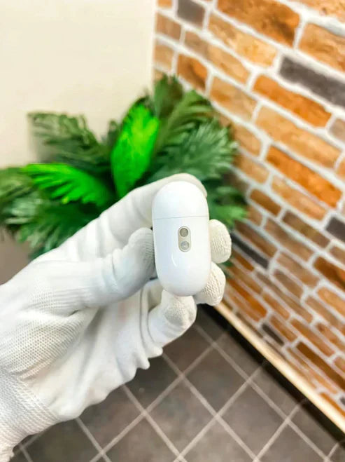 AirPods Pro 2nd Generation (White) 1 Year warranty 26900/ mrp